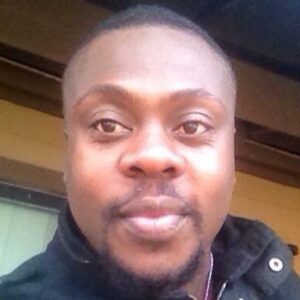 Photo - Bona Mensah - Ambassadeur de Baza Education depuis 2013